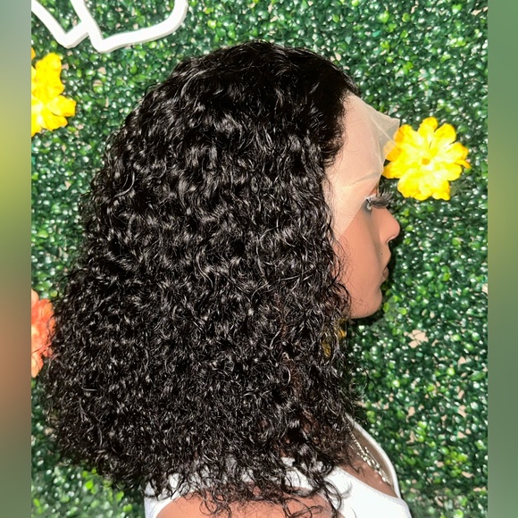 *SOLD* 14in Water Wave Lace Front Wig - Picture 5 of 8